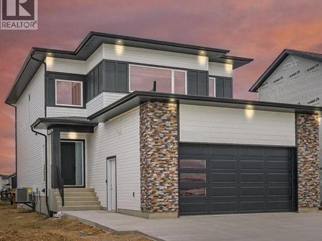 462 Nazarali Manor, Saskatoon, SK, S7V 1X4 house for sale | Listing ID SK021078 | Royal LePage