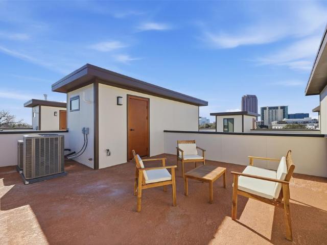4635 Manett St, Unit 102, Dallas, TX 75204 | MLS #21180