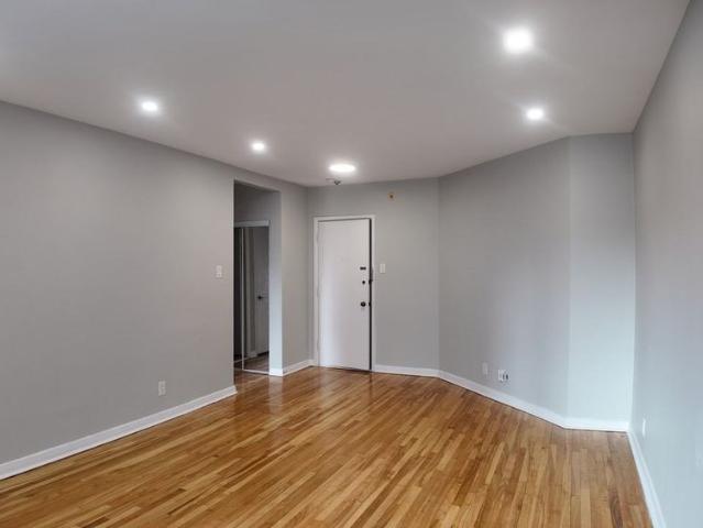 4635 Avenue Clanranald apartment — Montréal, QC 1 Bedroom 1 Bedroom
