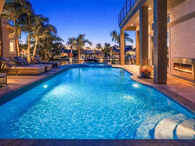 4635 Dolphin Cay Lane S, St Petersburg, US, FL