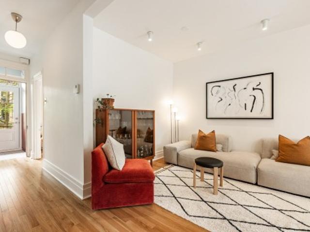 4637 Rue Garnier, Montréal Le Plateau Mont Royal, QC, H2J 3S6 condo for sale | Listing ID 11415 | Royal LePage