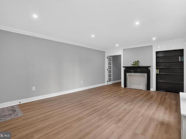 4637 Pine Street # D410