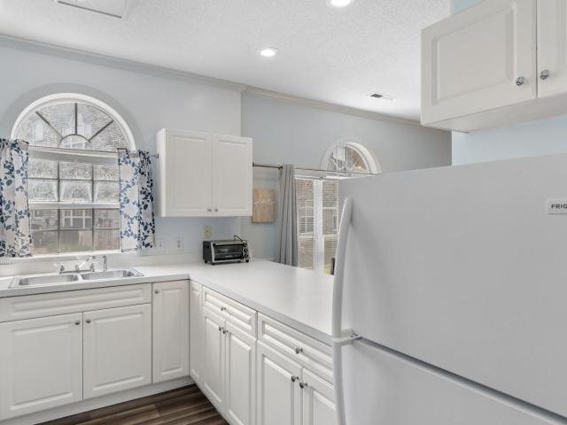 4631 Wild Iris Dr. 101