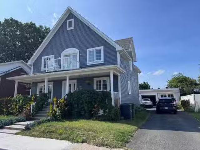 463 465 Rue Surprenant, Drummondville, QC, J2C 4J4 investm.