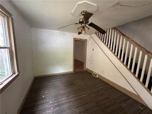 463 Evergreen Rd