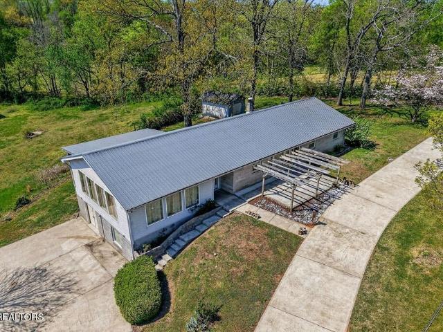 463 Franks Ferry Rd