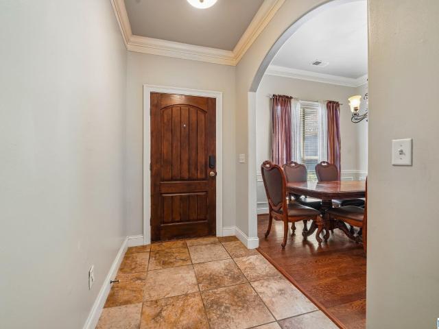 463 Heathersage Road