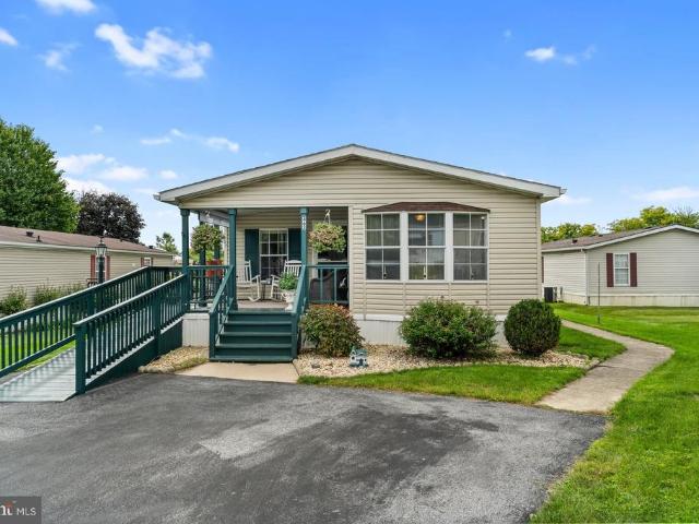 463 W Cedar Street