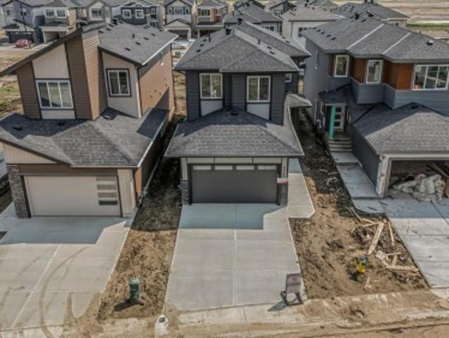 4647 17 Avenue Sw, Edmonton, AB, T6X 3N1 house for sale | Listing ID E4505 | Royal LePage