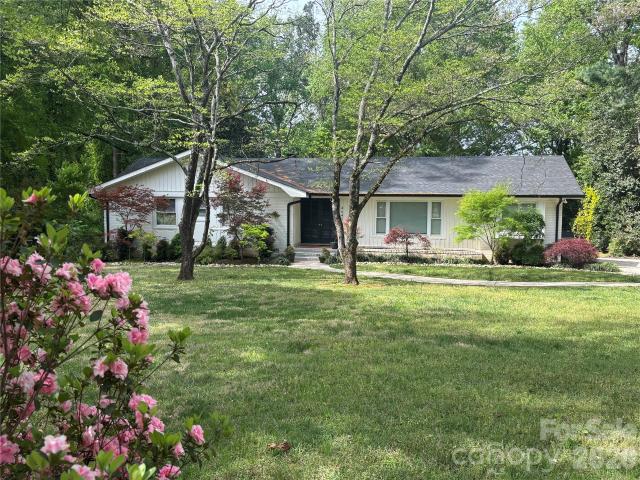 4640 Town And Country Drive