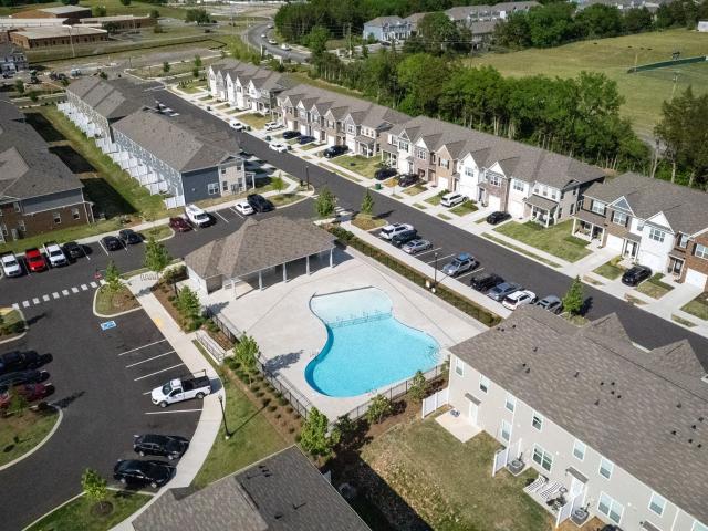 464 Augustine Dr