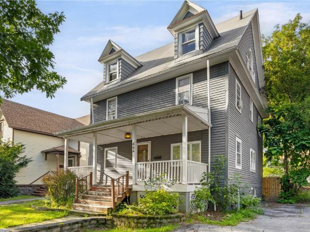 464 Grand Avenue