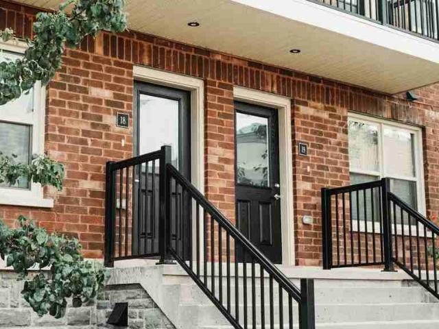 464 Frontenac St | Princess Court 4 Bedroom Home for Rent at 464 Frontenac St, Kingston, ON K7L 3T4 Queens