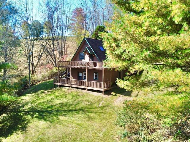 464 Lucky Hill Road