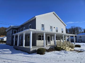 464 Main Street