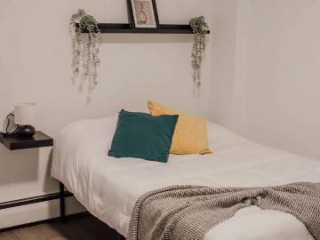 4655 Main Street, Vancouver Student Apartments | Amber