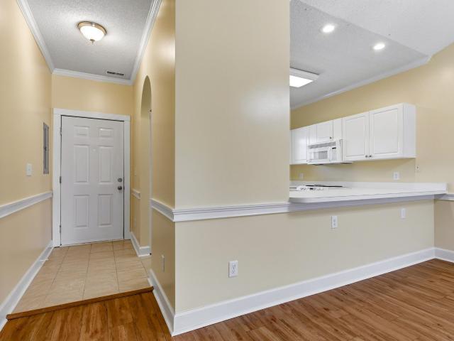 4657 Wild Iris Dr. 303