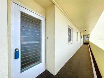 4650 Cove Cir, Unit 209, St. Petersburg, FL 33708 | MLS #TB8485