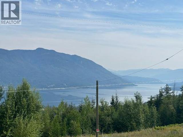 4652 Rose Crescent, Eagle Bay, BC, V0E 1T0 house for sale | Listing ID 10385 | Royal LePage