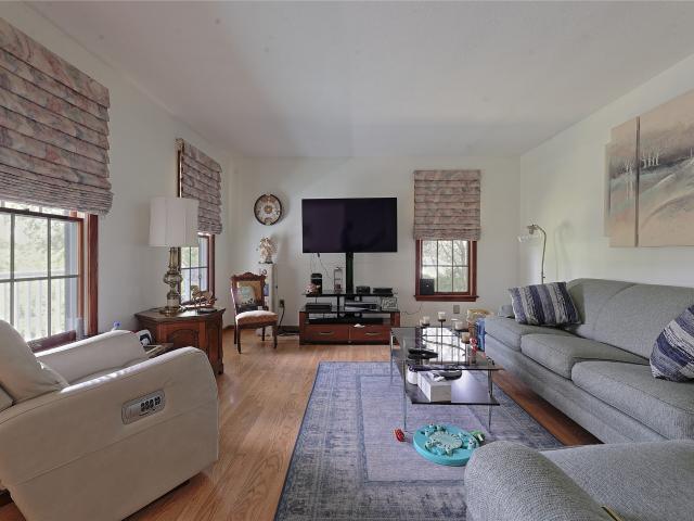 4653 victoria way 101