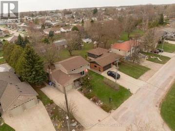 465 Boyne Avenue, North Perth, ON, N4W 3K5 house for sale | Listing ID X13038 | Royal LePage