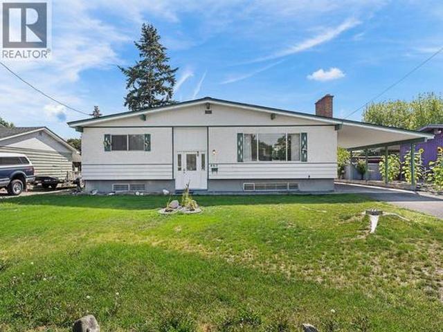 465 Hollydell Road, Kelowna, BC, V1X 1L1 house for sale | Listing ID 10399 | Royal LePage