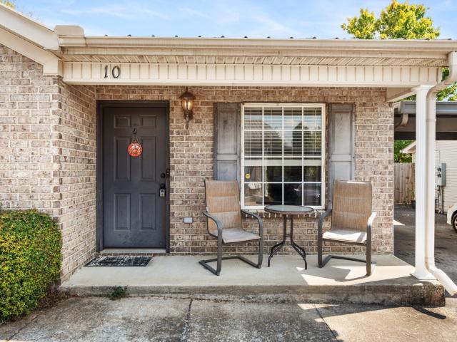 465 Warrior Dr # 10