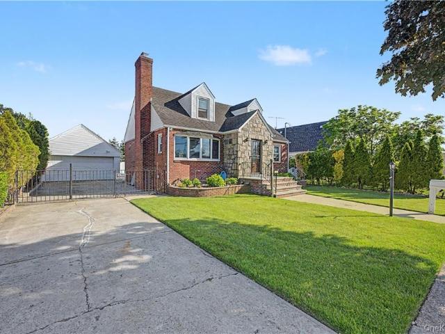 465 Washington Place