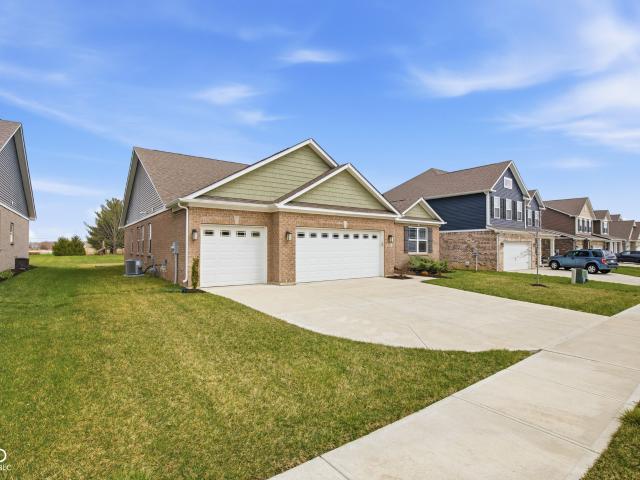 4660 W Tradwell Drive
