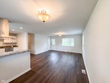 4663 W Runyon Lake Drive