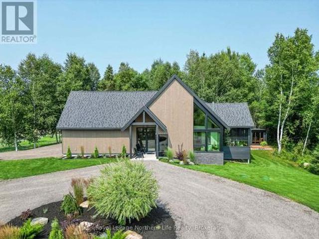 466 Ouellette Road, East Ferris, ON, P0H 1K0 Luxury House for sale | Listing ID X13056 | Royal LePage Carriage Trade Luxury Properties
