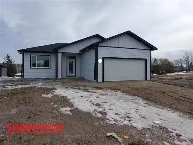 466 St Alphonse Avenue, Ste Anne, MB, R5H 1B6 house for sale.