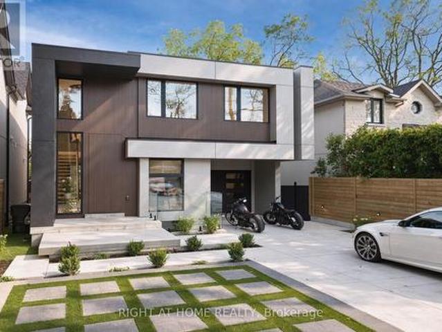 4675 Dundas Street W, Toronto, ON, M9A 1A4 house for sale | Listing ID W14120 | Royal LePage