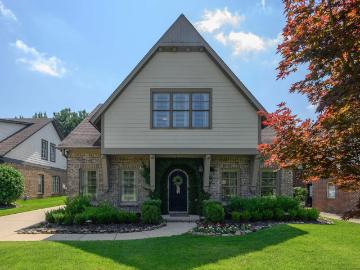 4677 Amberley Drive