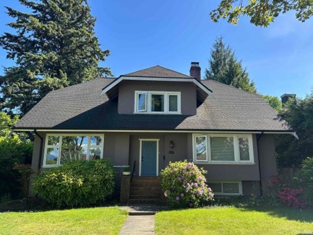 4678 3Rd Avenue W, Vancouver, BC, V6R 1N4 house for sale | Listing ID R3119 | Royal LePage