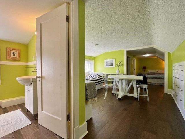 4670 Piccadilly South, West Vancouver