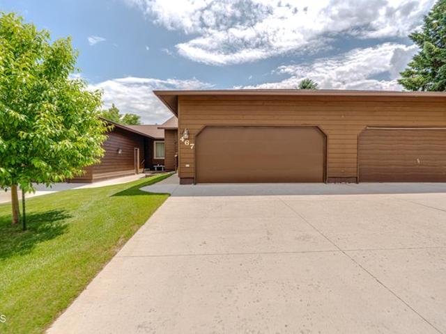 467 E Brandon Dr, Bismarck, ND 58503