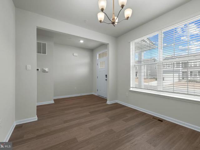 467 Ensemble Way