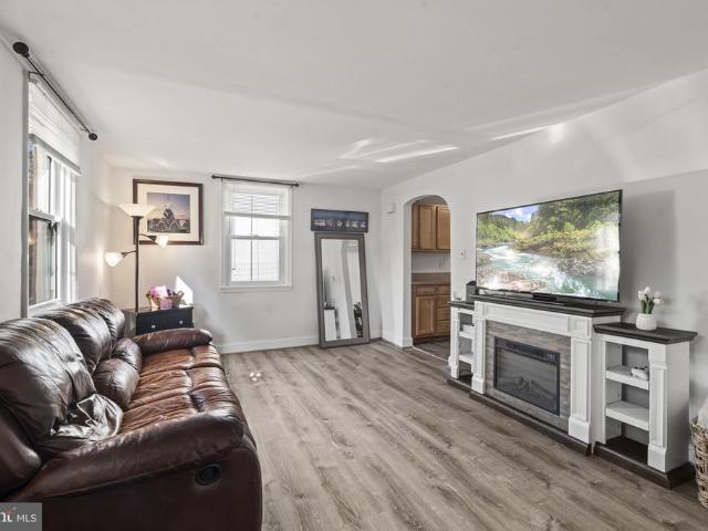 467 Evergreen Avenue