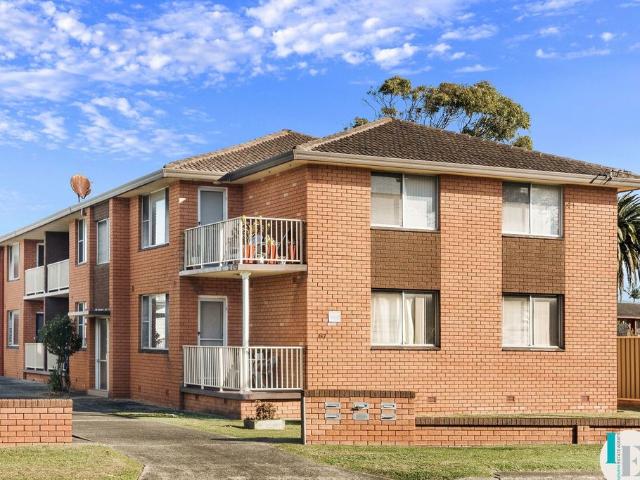 4/67 pur pur avenue, lake illawarra nsw 2528
