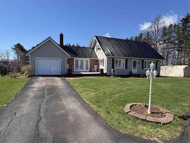 467 Route 2, Souris West, PE, C0A 2B0 house for sale | Listing ID 202602 | Royal LePage
