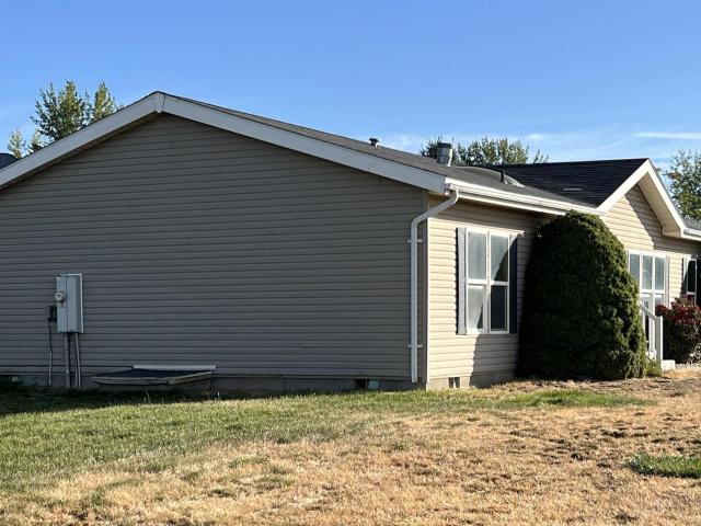 468 E 200 South