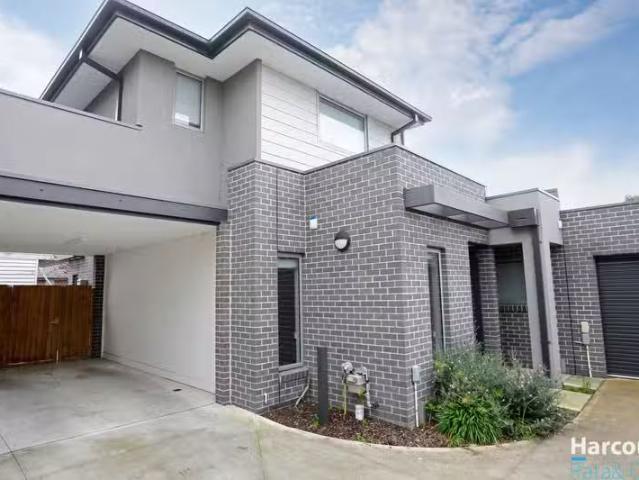 4/68 Strathmerton Street, Reservoir, VIC 3073 Townhouse for.