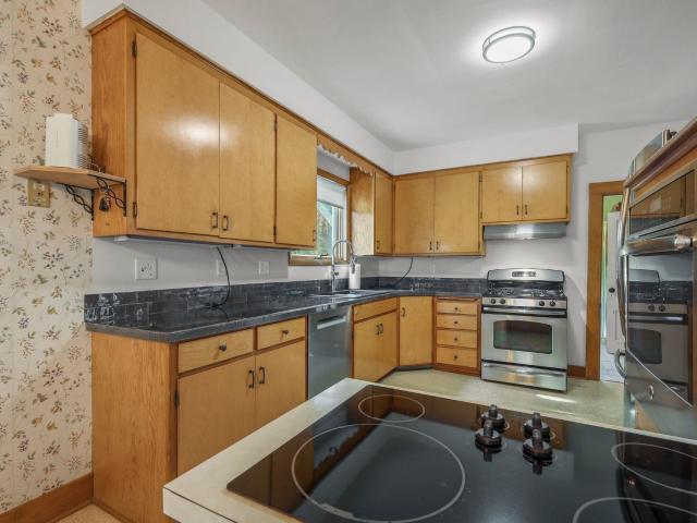 468 River Road