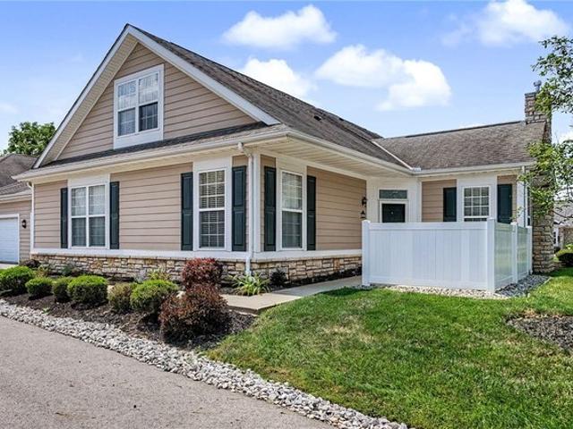 4694 Cobblestone Dr, Tipp City, OH 45371