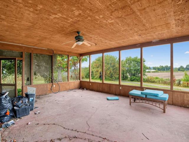 4695 E U.S. 60