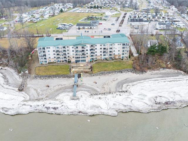 4699 Lake Rd 401