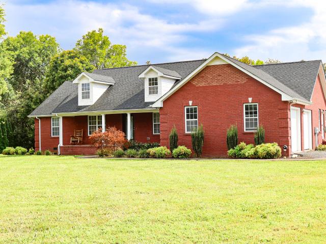 4693 Shelbyville Rd