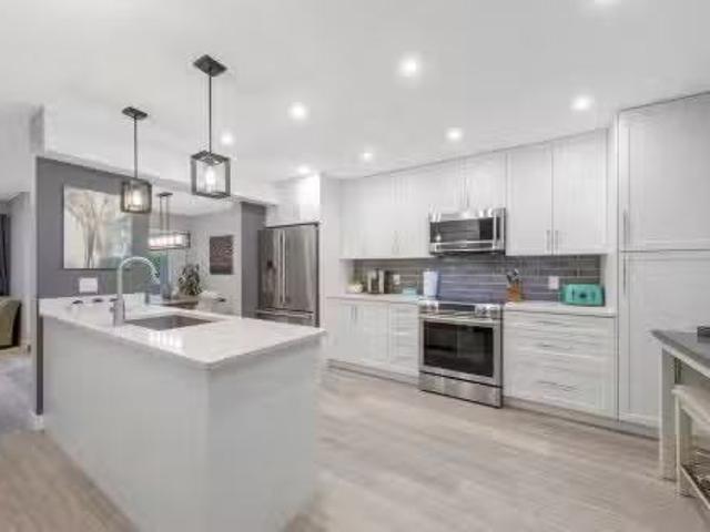 469 Carlsen Place, Port Moody, BC, V3H 4A1 townhouse for sal.