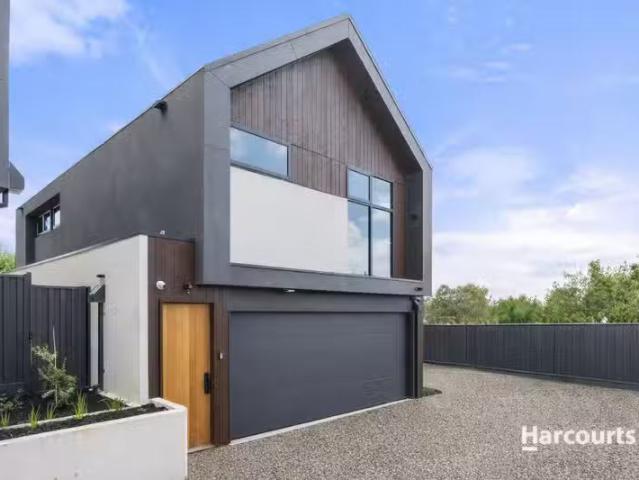 4/6 8 Saladin Avenue, GLEN WAVERLEY, VIC 3150 House for Rent